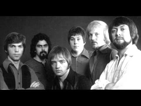 tbt rare earth the tralf 1986
