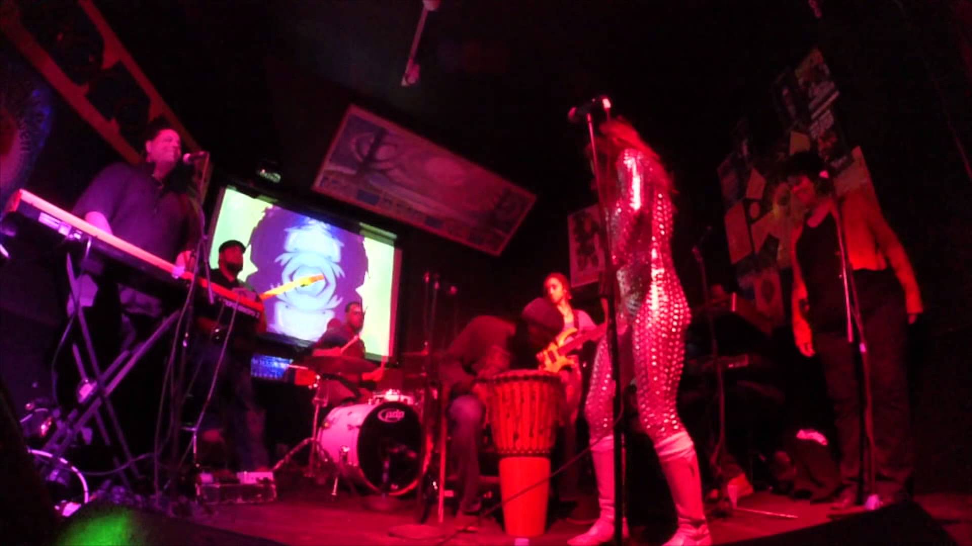 critts juke joint mothership con