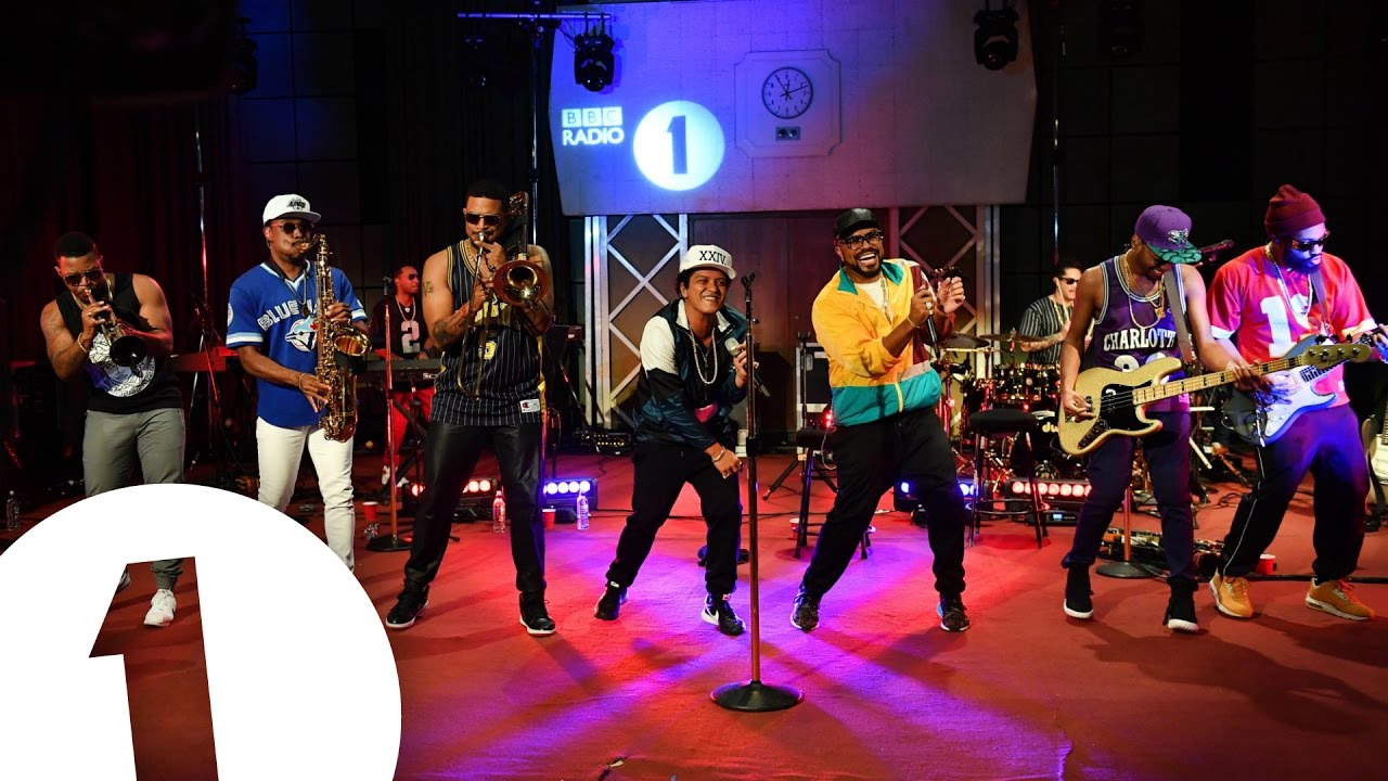 bruno mars brings 24k funk to bu