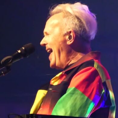 howard jones like to get to know