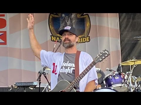 walker hayes taste of country bu