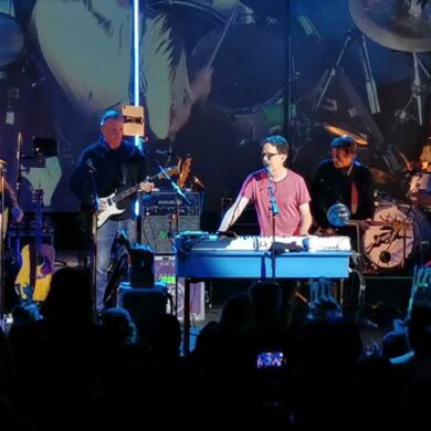 they might be giants buffalo 9 2