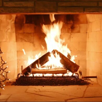 Grateful Dead Yule Log 2022 16 jClpJmljZLg