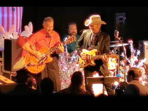 The Reverend Horton Heat with Dave Alvin - Marie Marie (Live In Buffalo '19) 16 XAC LQMraow