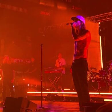 Dirty Heads @ Buffalo RiverWorks (Island Glow) 26 qYys9IkrJco
