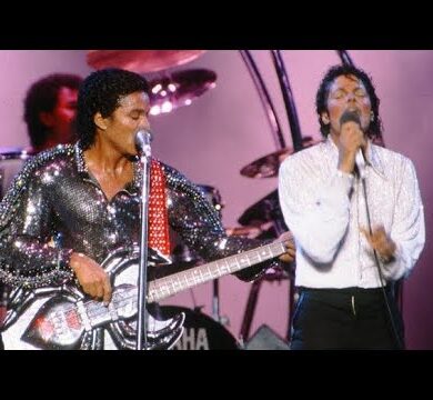The Jacksons-Victory Tour Buffalo, NY 1984 (Aug 25th) 19 yiNtARt5gp0
