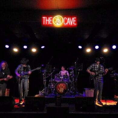 the little mountain band performing at the cave friday 10 4 2024 dixie chicken by little feat