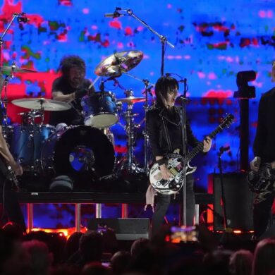 NIRVANA REUNION @Fire Aid LA - Breed - School - Territorial Pissings - All Apologies 2025 18 nirvana reunion fire aid la breed school territorial pissings all apologies 2025