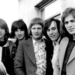 the hollies live in buffalo ny 19 10 1972 1