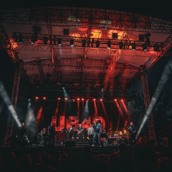 UB40 30